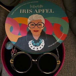 Black Sunglasses Necklace - Iris Apfel Collection